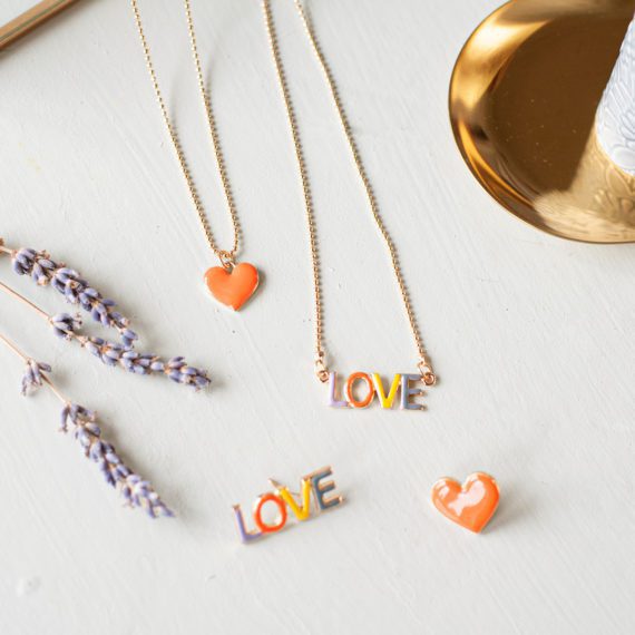 Necklace Love & Heart, Pins Love